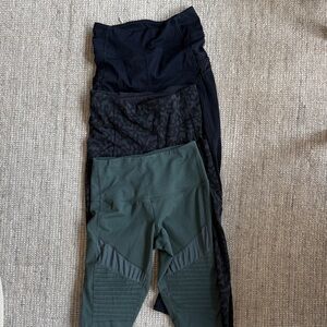 Womens Active Leggings - Black & Dark Green, black animal print